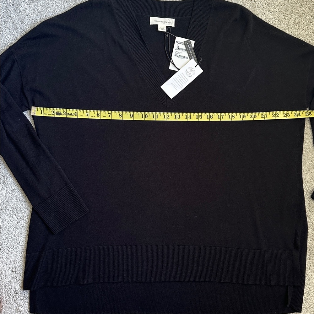 Treasure & Bond Black V-Neck Sweater - Picture 5 of 8